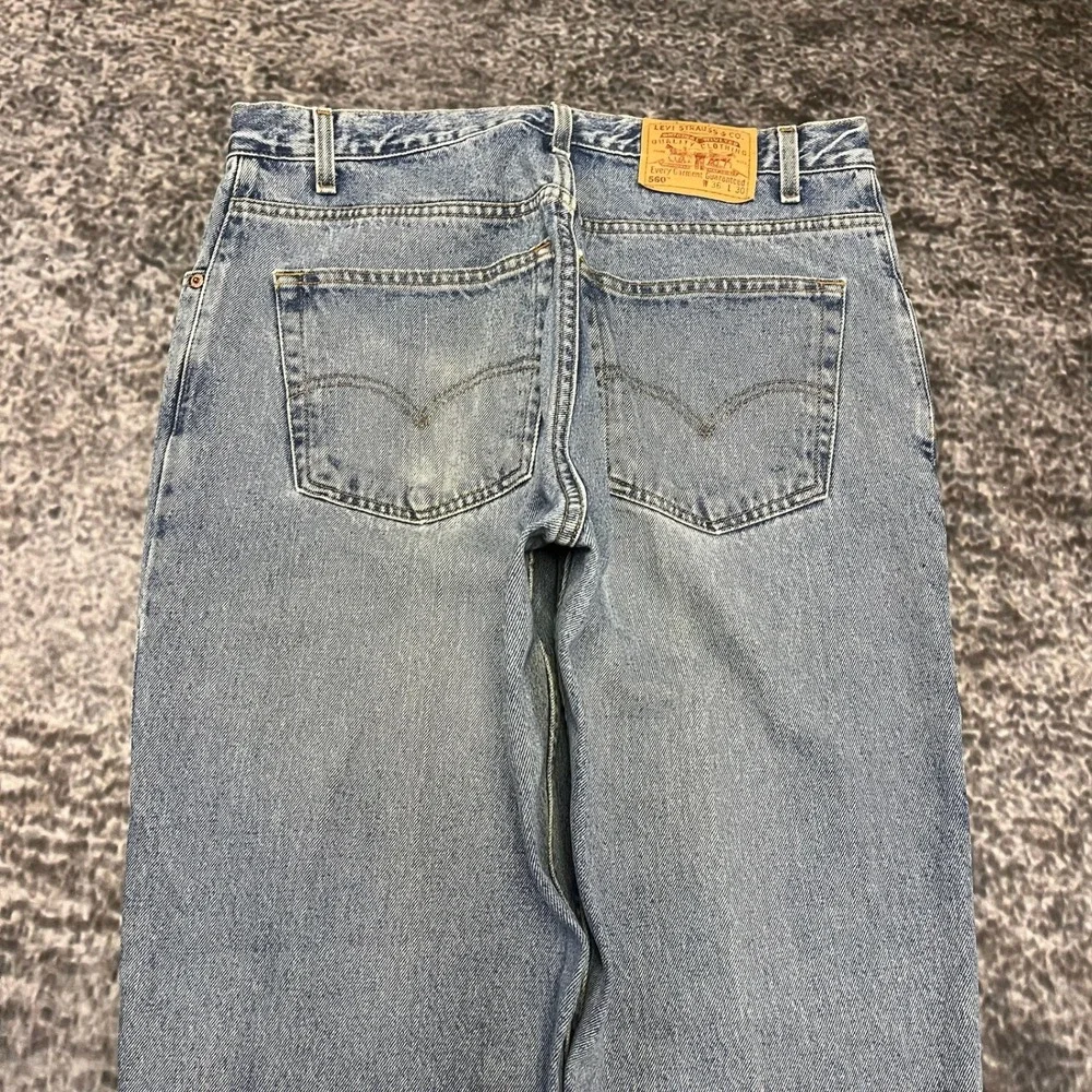 Vintage‎ Levi's 560 Loose Fit Tapered Leg Jeans Mens 34x31 Blue Light Wash 90s